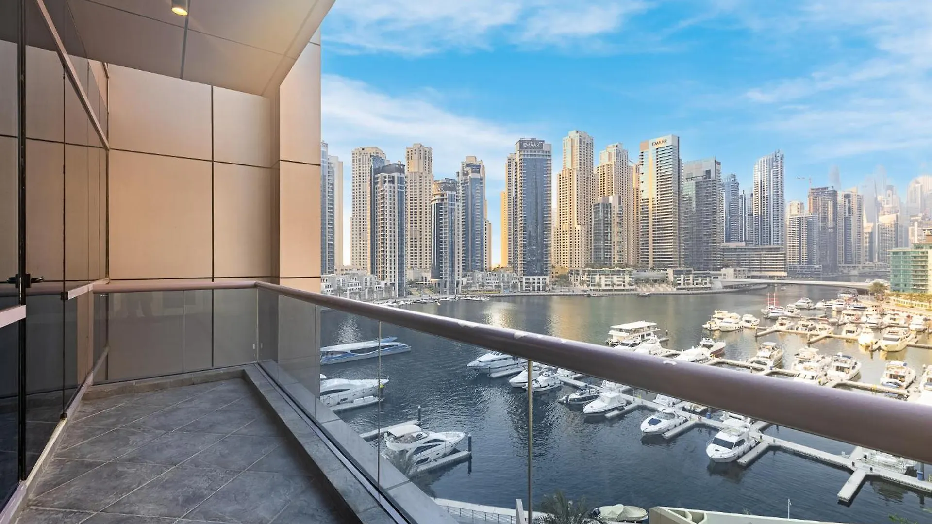 Extra Spacious Home With Stunning Marina Views Dubai