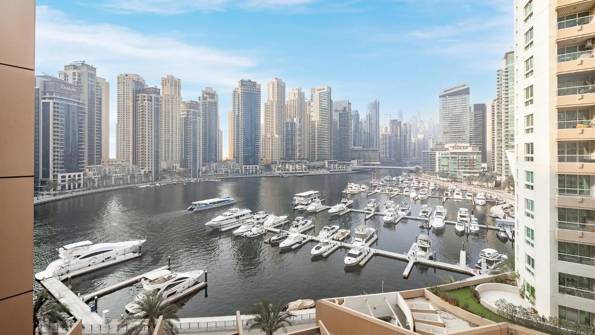 Apartment Extra Spacious Home With Stunning Marina Views Dubai United Arab Emirates